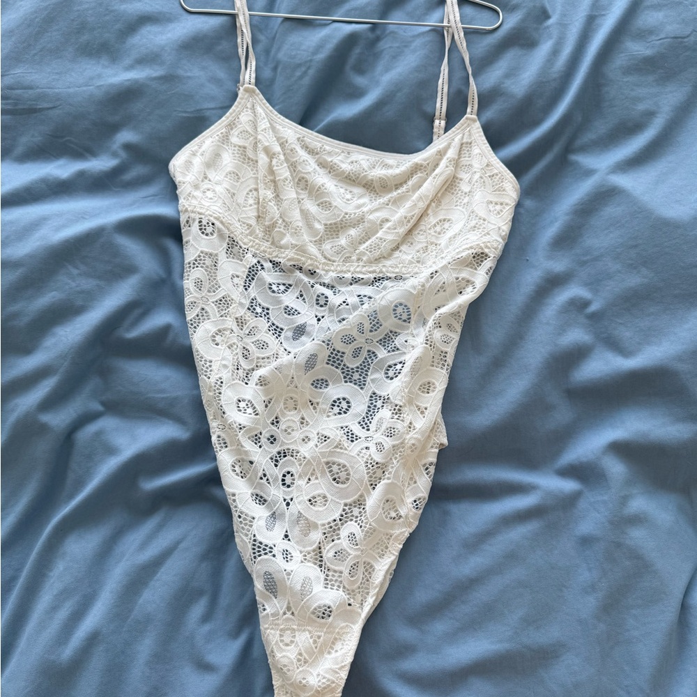 Gilly Hicks White Lace Bodysuit